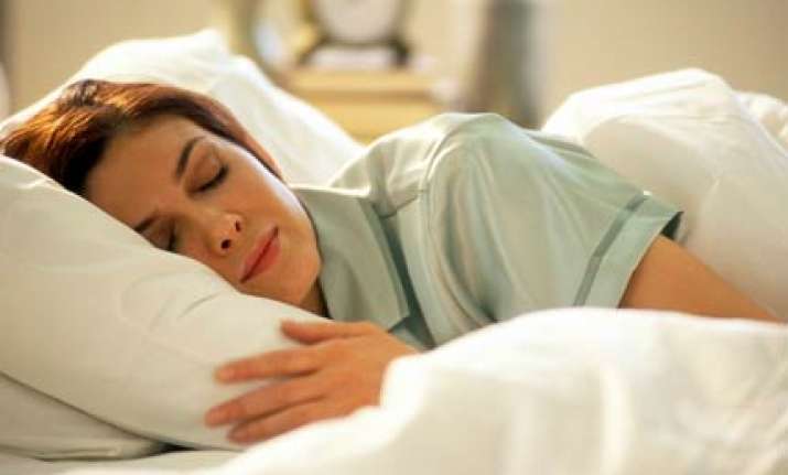 keeping light on while sleeping can induce obesity