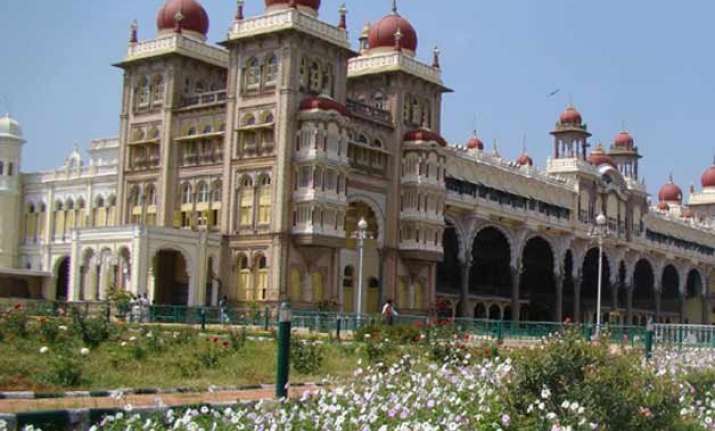 swachh bharat rankings mysore tops the list delhi cantt. at
