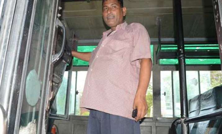punjab terror attack bravery of a bus driver saved many
