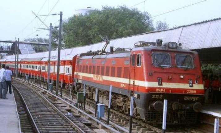 maoists blow up block buildings cell tower train services