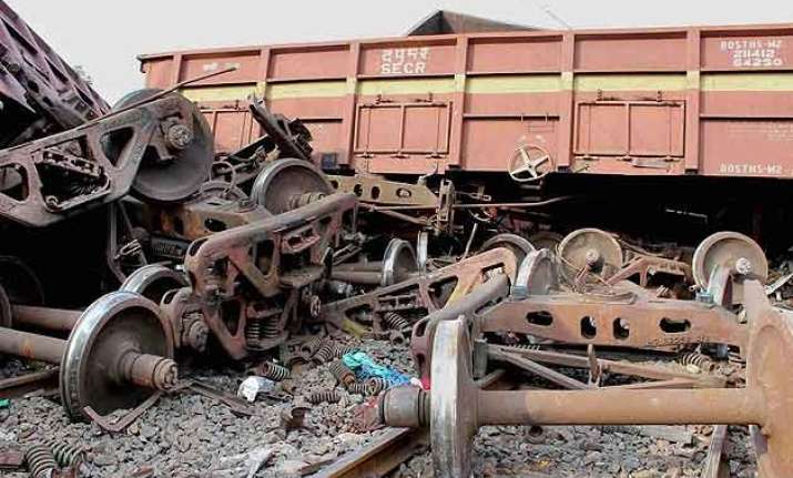 west bengal train derails two killed in collision