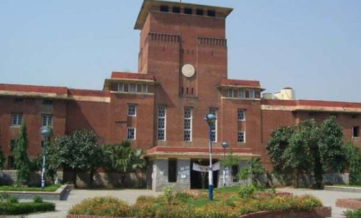 hc seeks du response on plea questioning ph.d m.phil