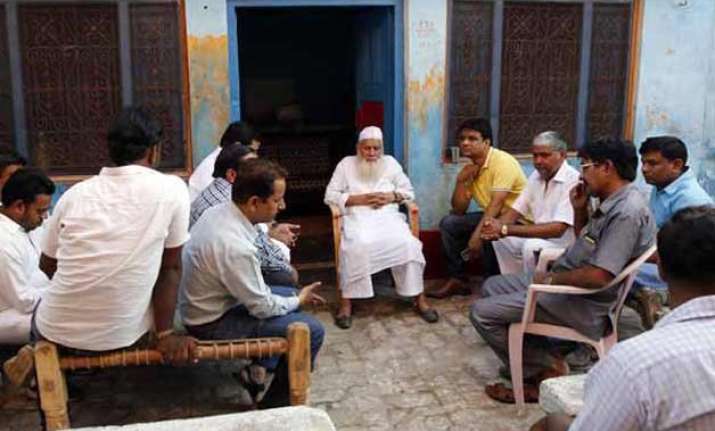 dadri lynching akhlaq s family demand slapping of nsa