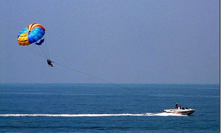 goa govt suspends water sports after death of russian