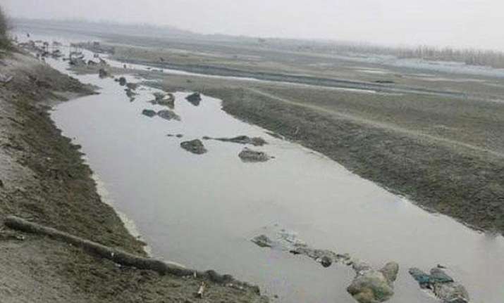 fifty more bodies found in the ganga river in unnao