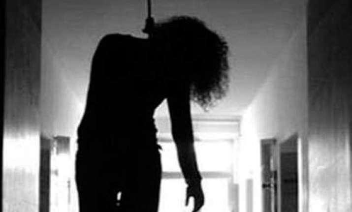 love jihad hindu girl commits suicide after conversion