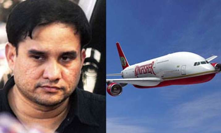 kingfisher pilot held on charge of molesting 8 year old girl