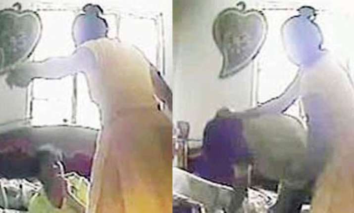 mumbai man records thrashing by wife on camera gets divorce