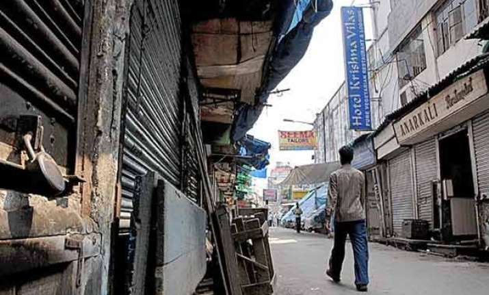 bandh affects life partially in west bengal