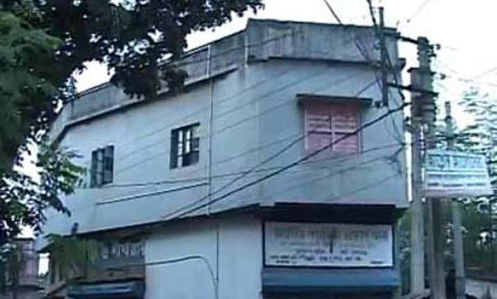 explosion in bardhaman house 2 injured