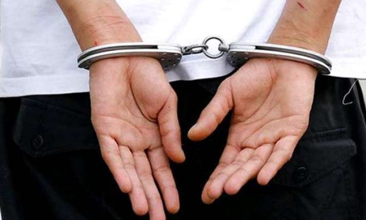 corporate spying 5 including 2 oil ministry staff held