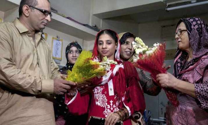 aiims doctors to take geeta s dna samples to identify