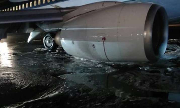 jet airways plane s landing gear collapses close shave for