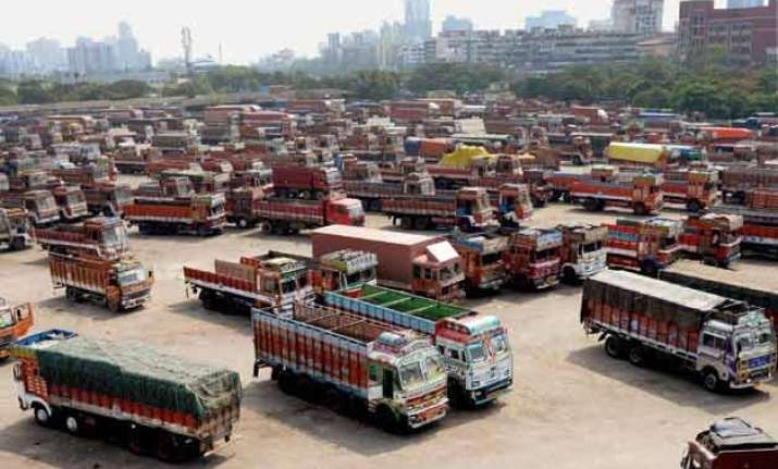transporters keep off roads for 2nd day goods supply