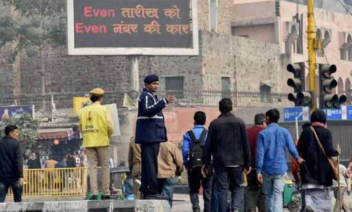 odd even delhi govt observes declining trend of pollutants