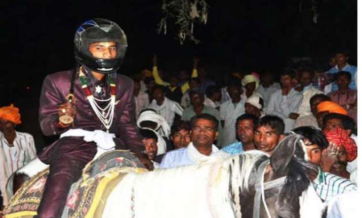 stones pelted on dalit groom for riding horse in procession