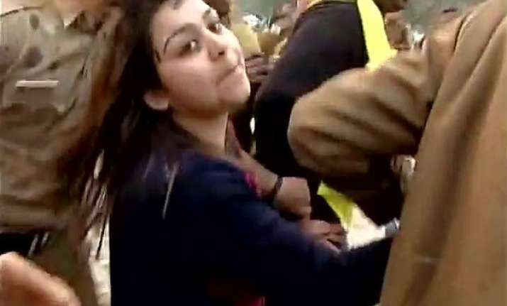odd even scheme celebrations woman throws ink at kejriwal