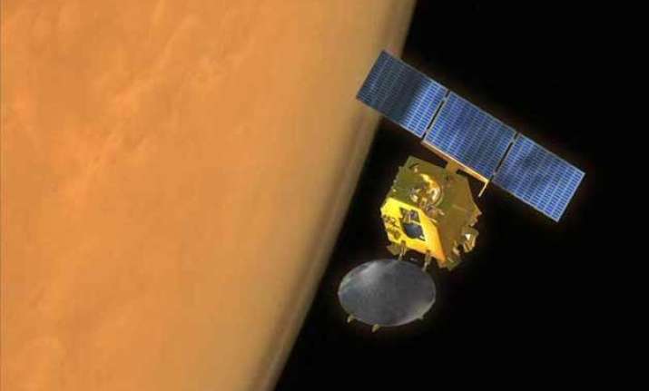 in pics mangalyaan sends back stunning 3d images of mars