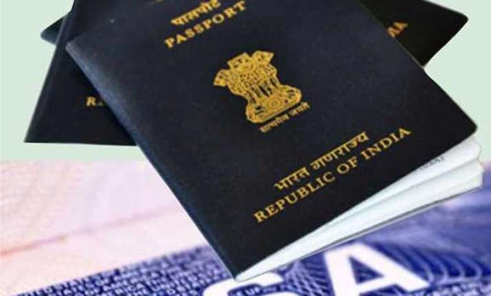18 more telugu students sent back from us
