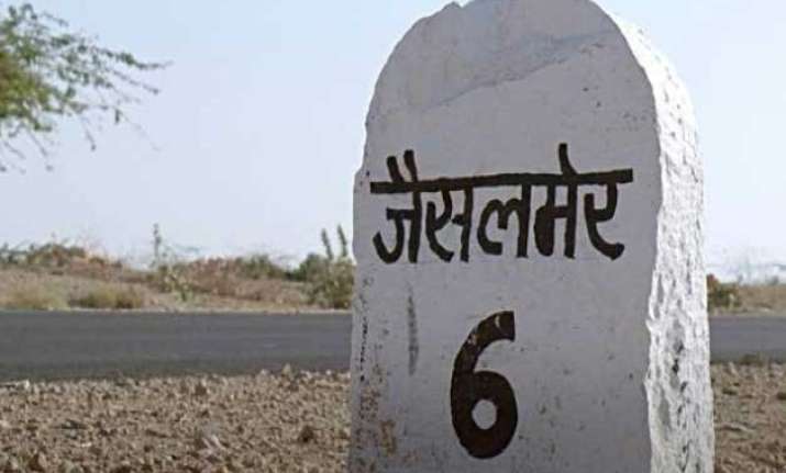 one bsf jawan killed 3 injured in mortar blast during