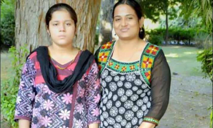 compared to farmers more housewives committing suicide in