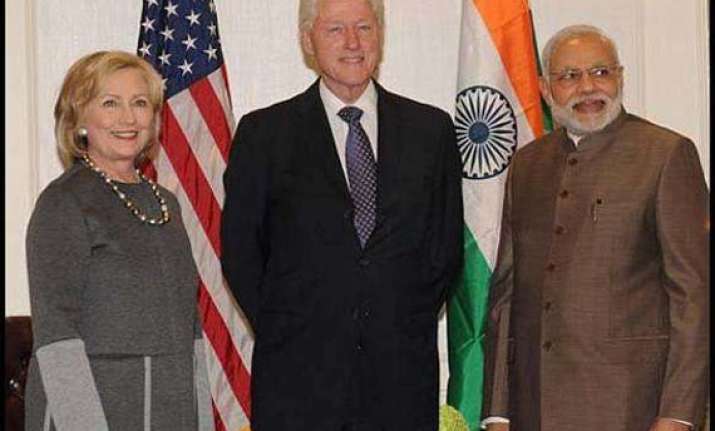 hillary clinton praises modi s focus on sanitation