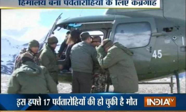 nepal snowstorm kills 3 indians toll rises to 30 from