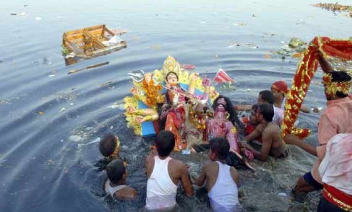 with idol immersion durga puja ends in bengal
