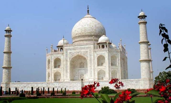 taj mahal vulnerable to pollution no study on other