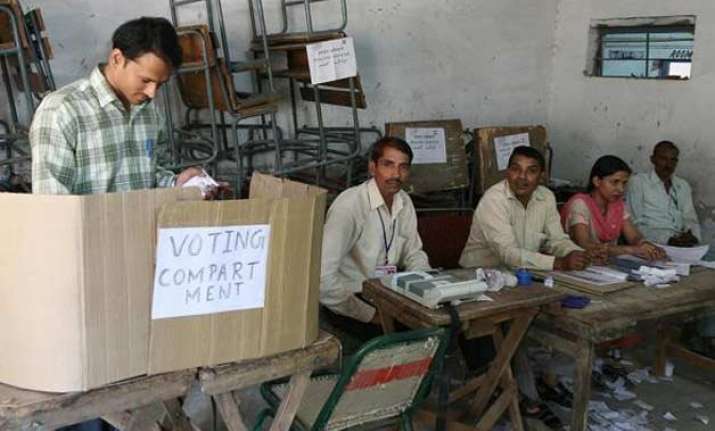 election commission reverses its decision of showing polls