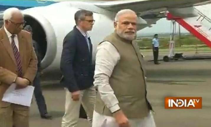 pm narendra modi announces rs.745 crore for kashmir s
