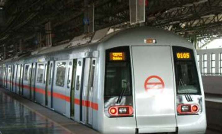noida gr noida authorities sign mou with dmrc for metro