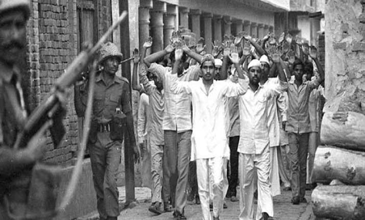 16 policemen acquitted in 1987 meerut massacre