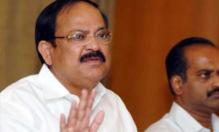 bjp targets pm after sc remarks on spectrum scam