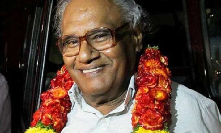 pm modi needs good advisors says bharat ratna awardee cnr