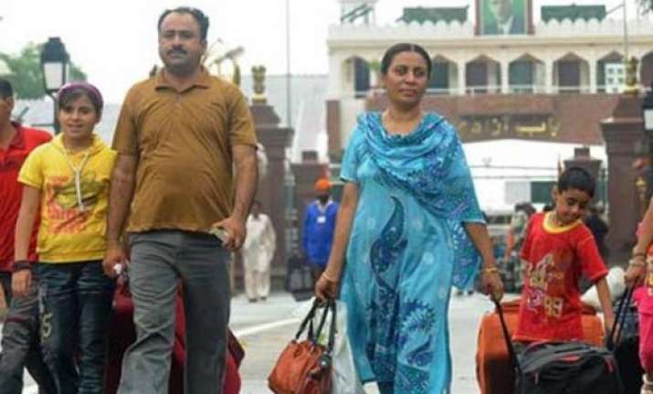hindu sindhis from pakistan to get elusive indian