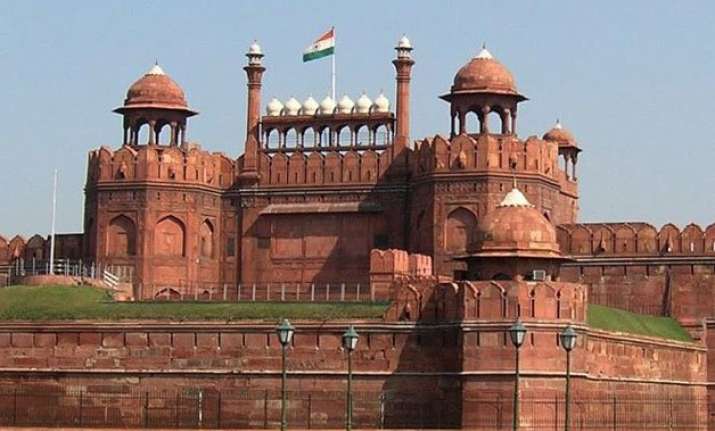 sunny thursday morning in delhi