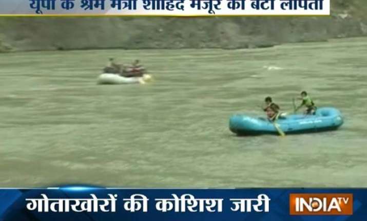 up labour minister s daughter feared drowned in ganga in