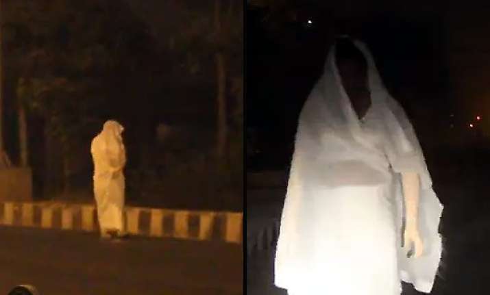 faceless ghost in delhi bus