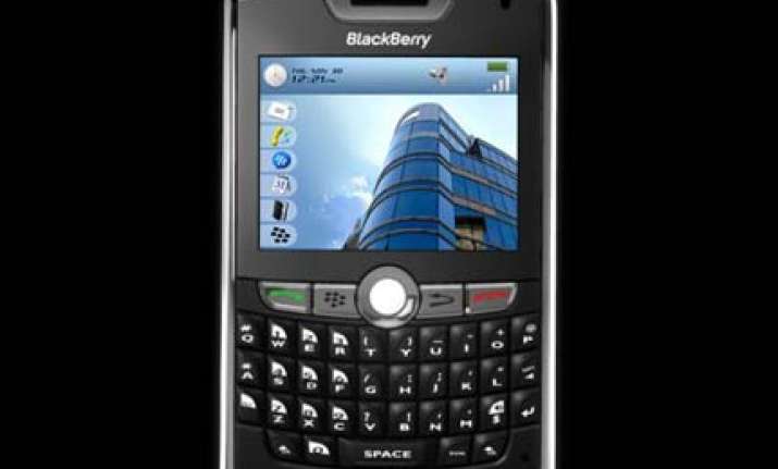 do not suspend blackberry services canada tells india