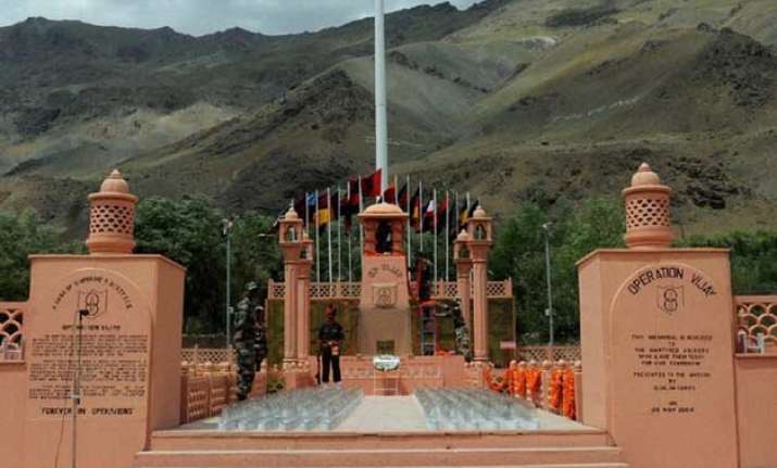 vijay diwas celebrations to kick start in drass tomorrow