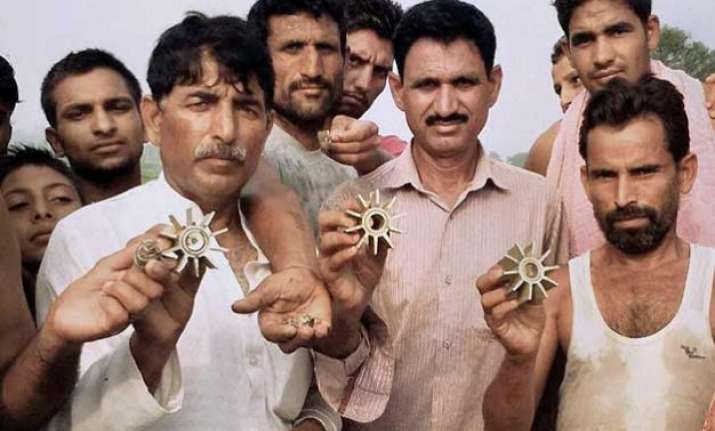 pak troops violate ceasefire again target indian posts