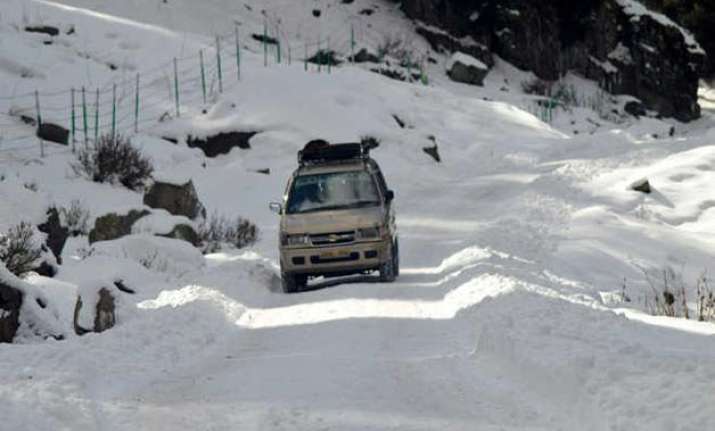 avalanche warning issued in 7 districts of kashmir