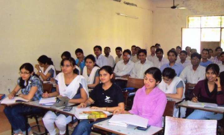 all india survey on higher education 2014 15 launched