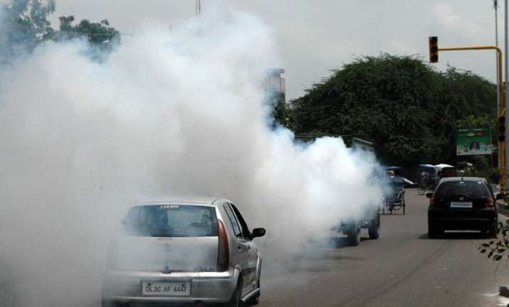 delhi s air quality much better than mumbai s declares safar