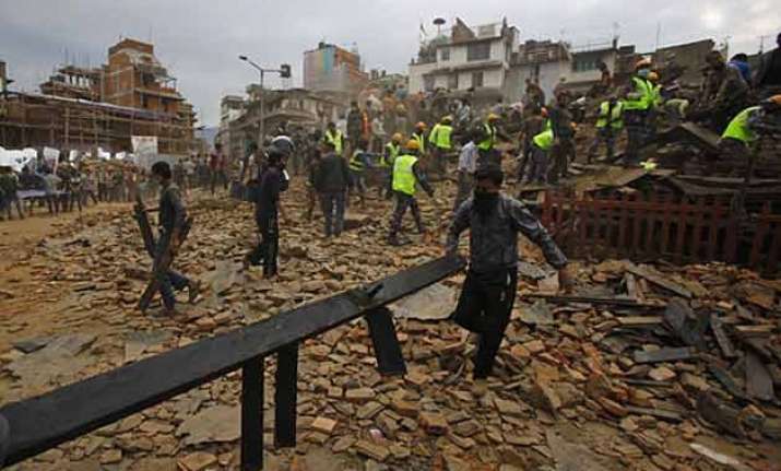 gujarat rss workers to raise fund for earthquake hit nepal