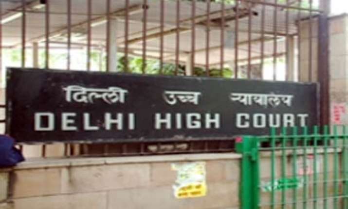 fix age limit for heads of sports bodies says delhi high