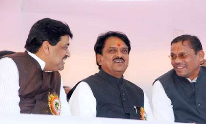 chavan asked adarsh society to change bye laws