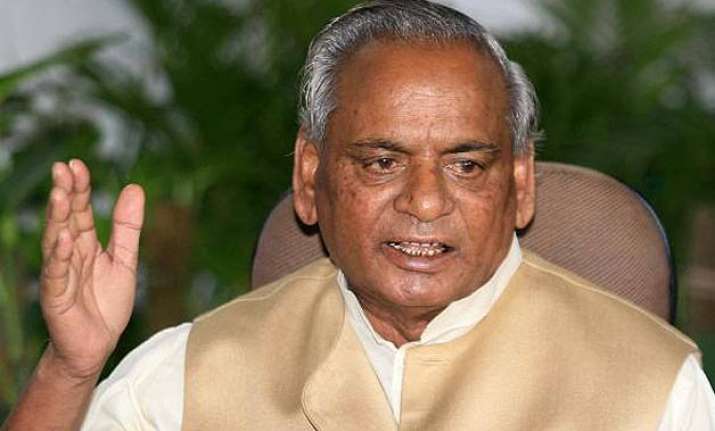 adhinayak praises british rule drop it from national anthem