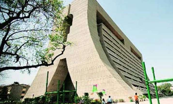ndmc to give rebate in utility expenditure to consumers